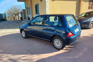 Lancia ypsilon elefantino