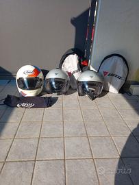 3 caschi datati ma di qualità!