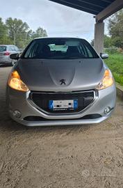 Peugeot 208  1.4 diesel