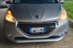 Peugeot 208  1.4 diesel
