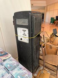 pompa di benzina vintage