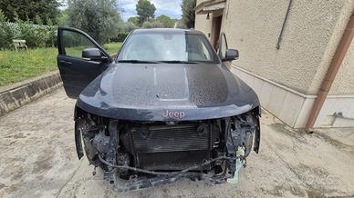 Jeep Grand Cherokee 2018 incidentata