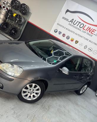 VW Golf 5 1.6 Benzina 5Porte ADATTA NEOPATENTATI