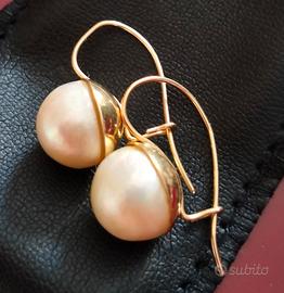 orecchini in oro 18 kt. con perla mabe' 
