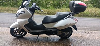 scooter Aprilia Atlantic 300 sport