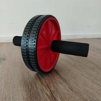 ruota addominali fitness palestra allenamento