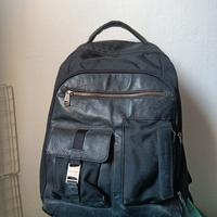 Zaino Piquadro in pelle lavoro ufficio viaggi