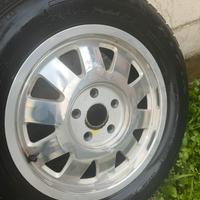 Cerchi in Lega Audi Volskwagen 5 fori con Gomme