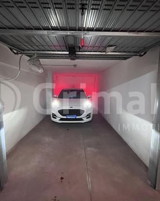 Box/Posto auto Roma [V32/26VRG]