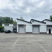 CAPANNONE A VEZZANO LIGURE