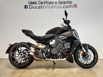 DUCATI Diavel V4 THRILLING BLACK