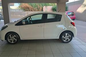 Yaris 1.5 Full Hybrid Active Plus 