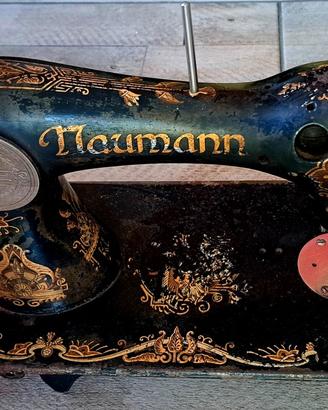 Antica macchina da cucire Naumann