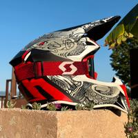 Casco da enduro Airoh