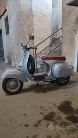Vespa 150 sprint