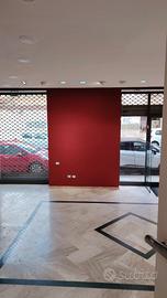 Elegante locale commerciale