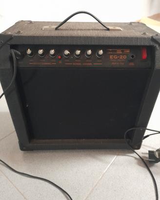 AMPLIFICATORE 