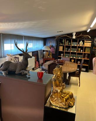 mobili, complementi d’arredo, quadri e scu