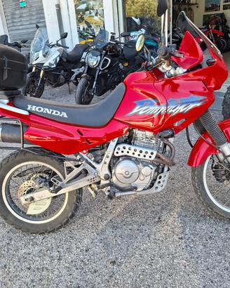 Honda NX 650 Dominator