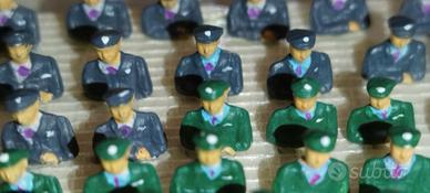 Treni: macchinisti per locomotori scala H0