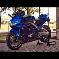 Honda CBR 954