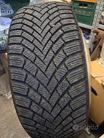 Pneumatici invernali Continental 225/50 R17