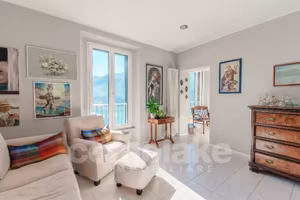 Appartamento di 115 m² con 5 locali a Moltrasio