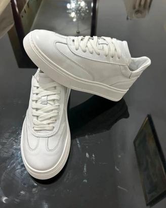 Scarpe donna numero 38 in vera pelle.