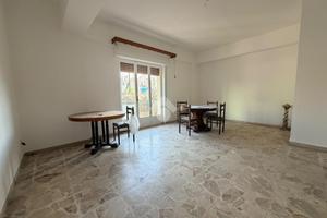 4 LOCALI A REGGIO DI CALABRIA