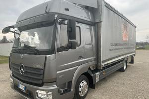 Mercedes atego 821