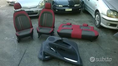 Sedili Fiat Punto Evo 2012 5 porte grigio/rosso