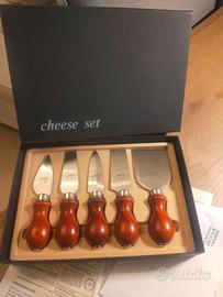 Set coltelli formaggi