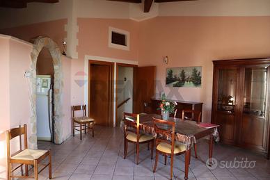 Casa Indipendente - Monterosso Almo
