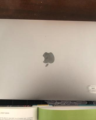 MacBook Air 2021 – Apple M1 – 8GB – Batteria NUOVA