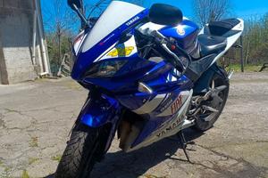 YZF R125 2011