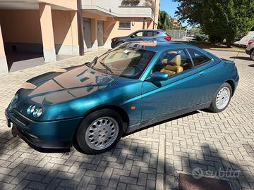 Alfa romeo gtv