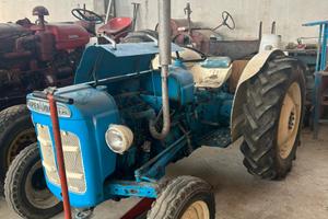 Fordson super dexta