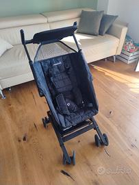 Passeggino ultracompatto Munchkin