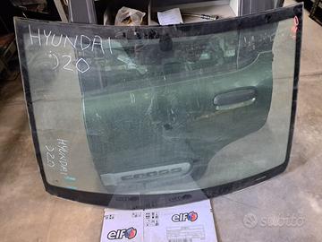 hiunday i 20 parabrezzo anteriore 2010