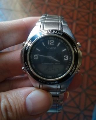 Casio Data Bank World Time modello 2747 DBW-30