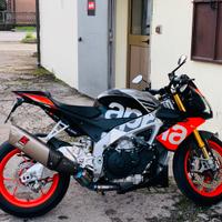 Aprilia Tuono 1100 V4 Factory