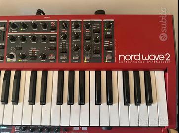 Nord wave 2 synth con borsa in garanzia residua