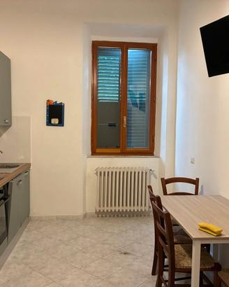 Bilocale arredato in - Cecina centro