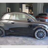 FIAT 500 La Prima Berlina 42 kWh