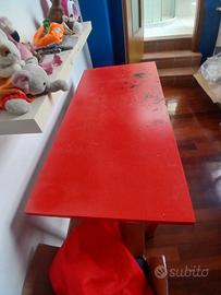 tavolo da teenager 
