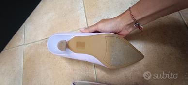 Scarpe con tacco basso