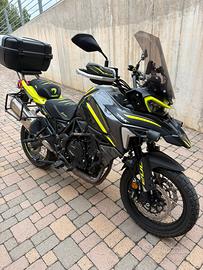 Benelli Trk 702x