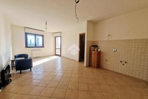 MONOLOCALE A FIANO ROMANO