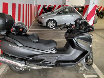scooter Suzuki 