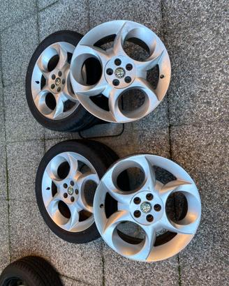 Cerchi in lega 17” Alfa Romeo